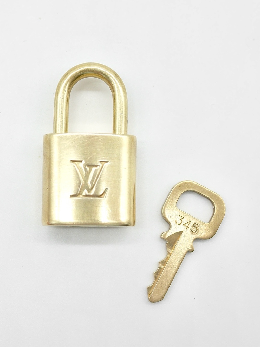 🍓LV Lock and Key #345